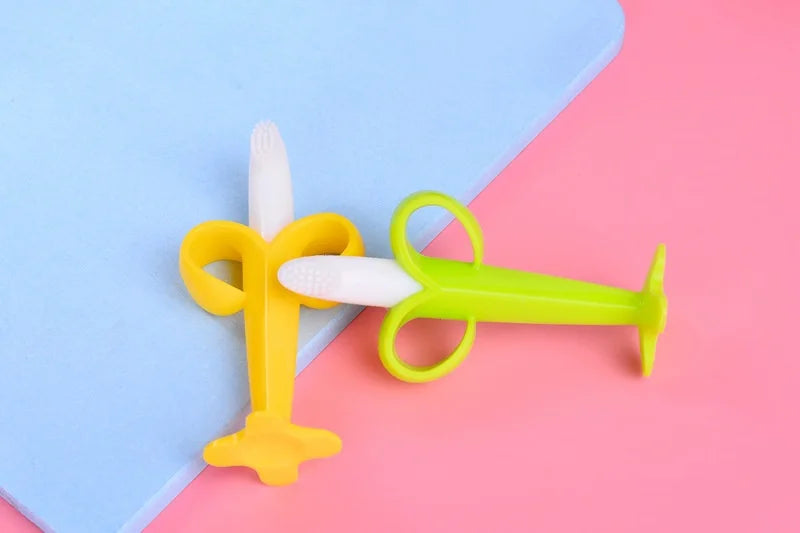 Baby Silicone Training Toothbrush BPA Free Banana Shape Safe Toddle Teether Chew Toys Teething Ring Gift Infant Baby Chewing
